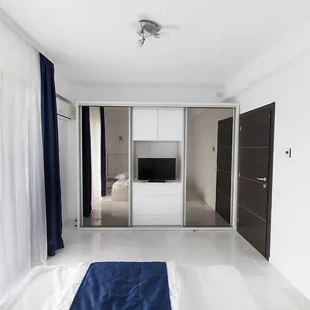 Sns Apartament In Vila Sophia Mamaia Exterior photo