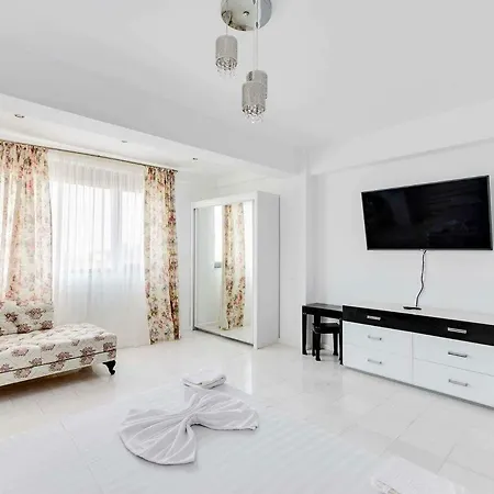 Sns Apartament In Vila Sophia Mamaia Exterior photo