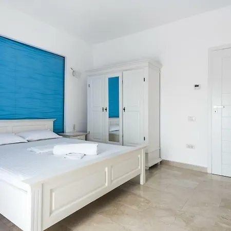 Sns Apartament In Vila Sophia Mamaia Exterior photo