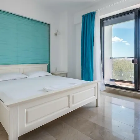 Sns Apartament In Vila Sophia Mamaia Exterior photo