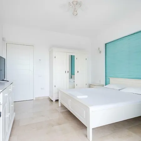 Sns Apartament In Vila Sophia Mamaia Exterior photo