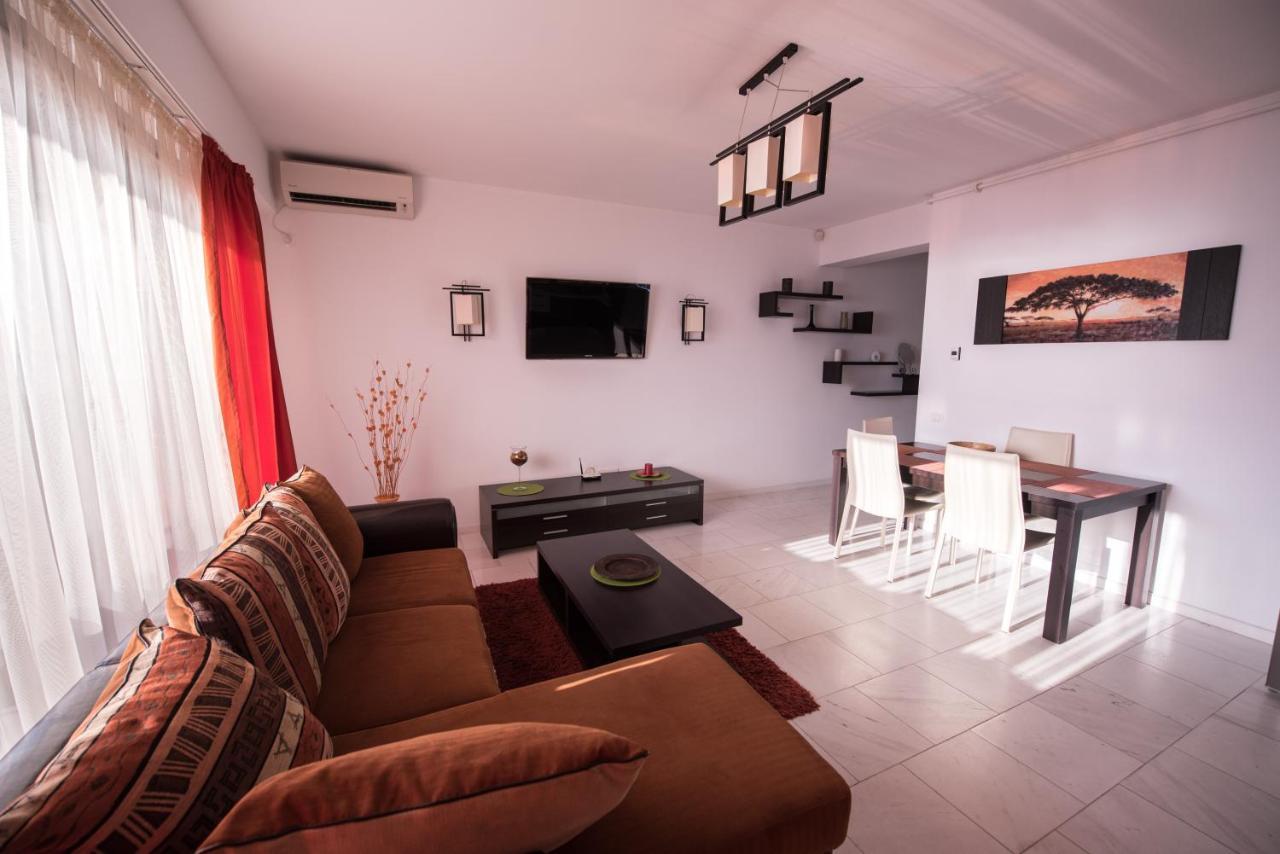 Sns In Sophia Apartament