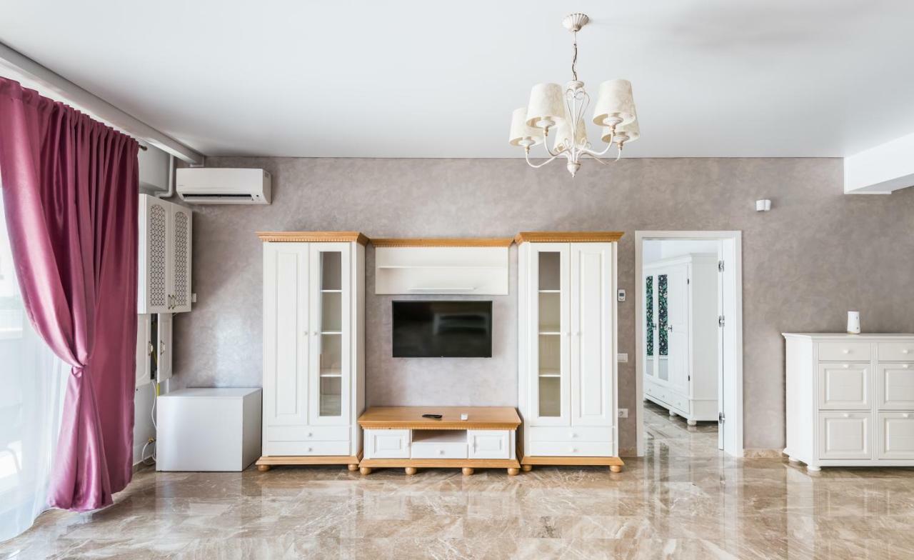 Sns In Sophia Apartament